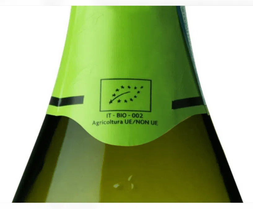 Official EU organic certification logo featuring a white leaf made of stars on a green background.